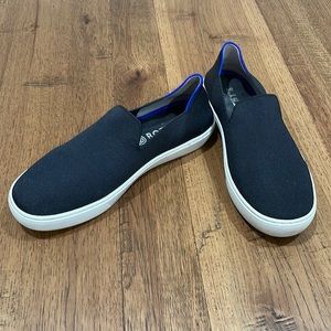 Black Rothy’s size 8.5